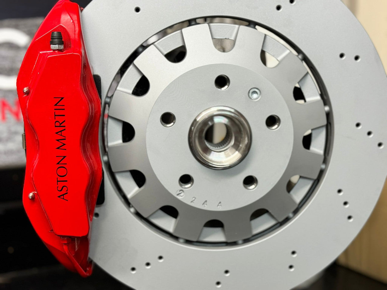 VBT Front Brake KIt - 370x32mm Drilled Discs / Brembo 4 Piston Calipers